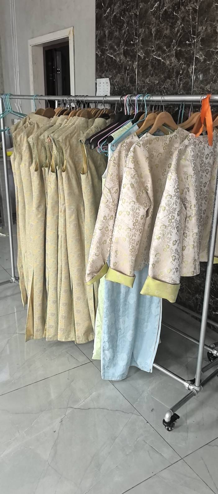 敬酒服旗袍